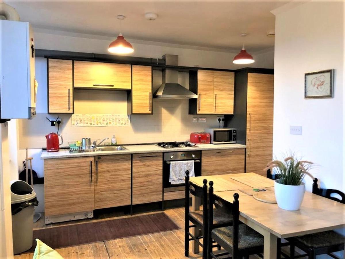Splendid 1 Bedroom Flat + Terrace Londres Exterior foto